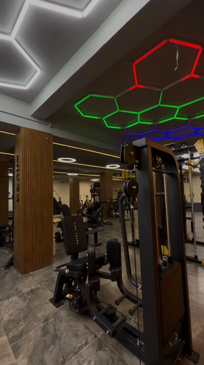 Weight training equipment